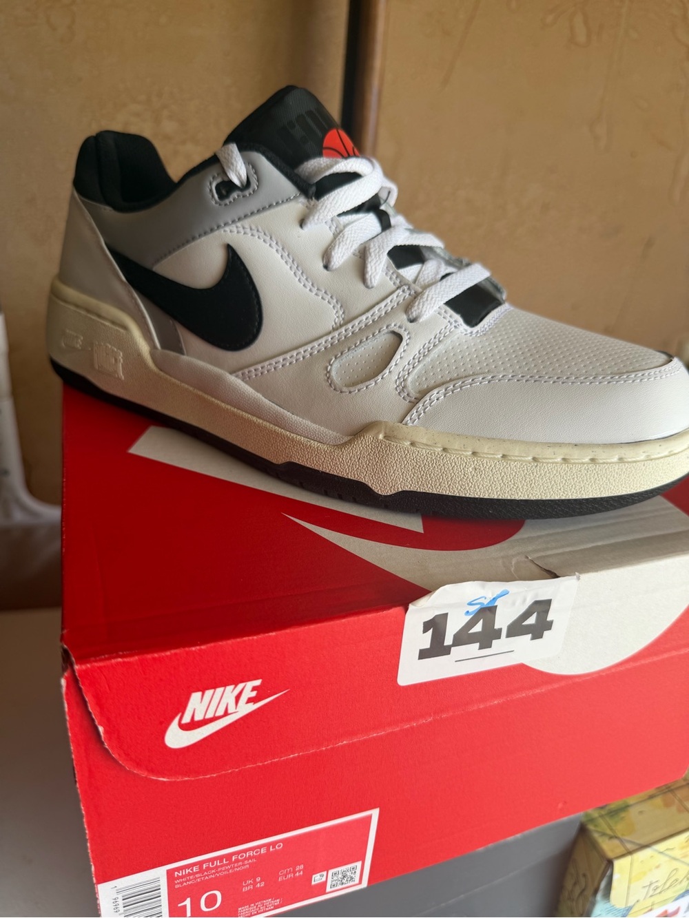 Nike Men’s Low-Top Sneakers in White and Black full force 1 lo
